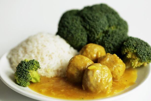 Lieblingsrezept: Cappuccino vom gelben Curry mit Entensaté