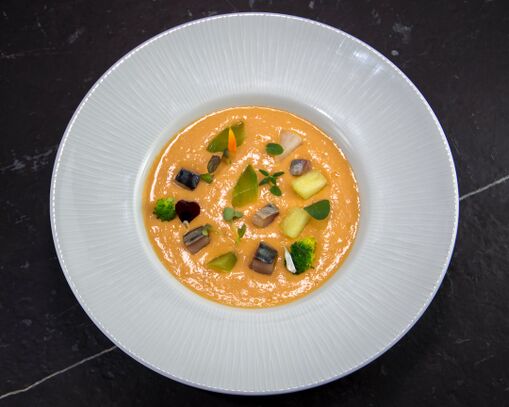 Lieblingsrezept: Gazpacho mit gehacktem Ei