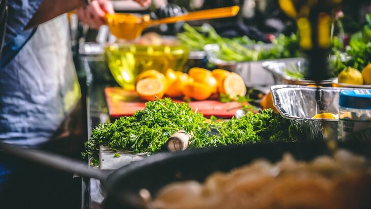 „Jus“ – Klassische braune Sauce