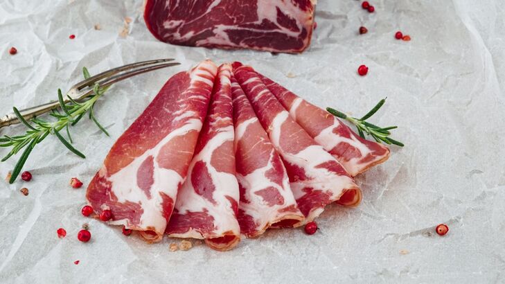 Linsen und Pancetta