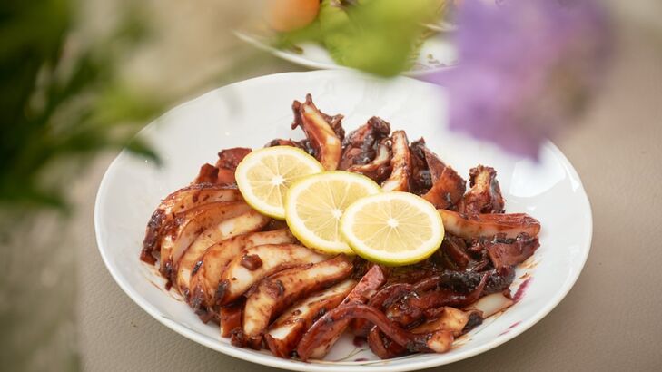 Pulpo mit Limette, Olivenöl und Oregano