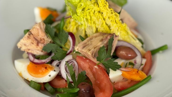 Salade Niçoise mit eingelegetem Thunfisch