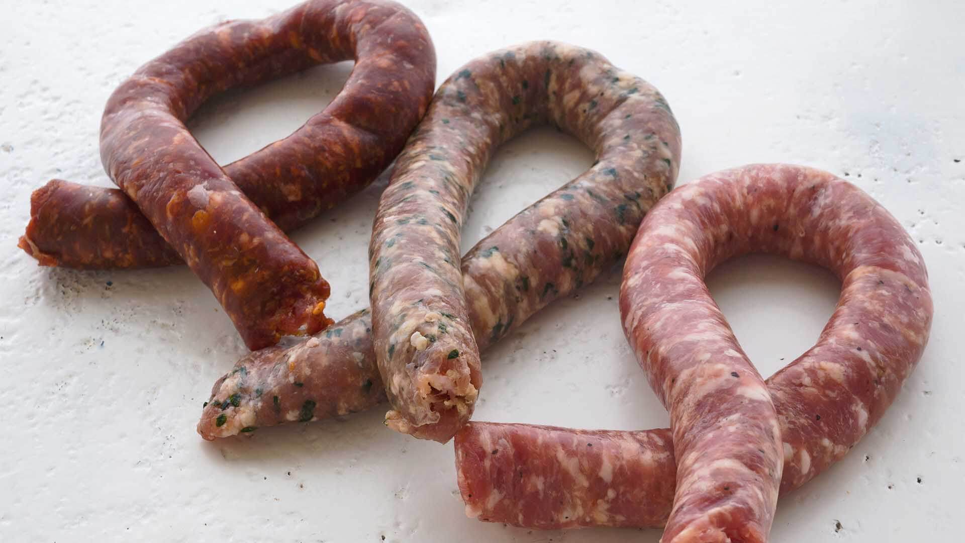 Wir machen unsere Grillwürste selbst!